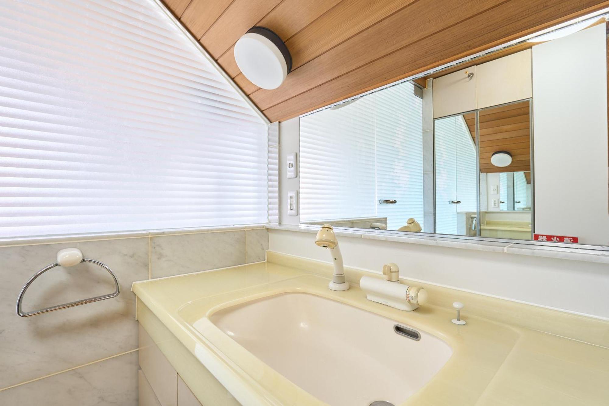 トータル140㎡/メゾネットタイプ豪華マンション/エレベーター付き/駅徒歩7分/最大16人 Apartment *
